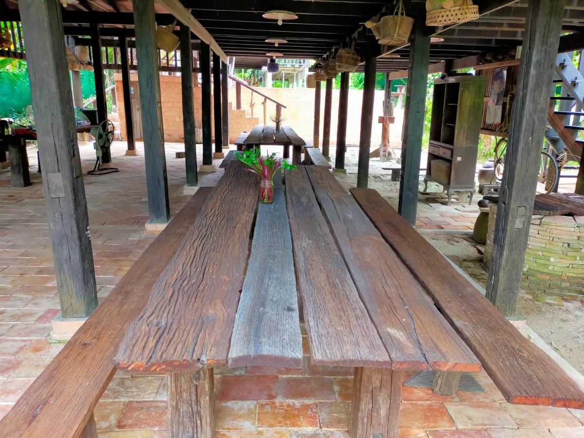Baanthaeraek Vintage Bungalow Songkhla Eksteriør billede